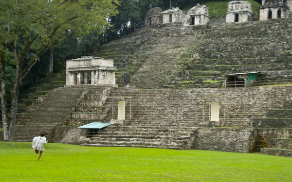 Bonampak - Escudo Jaguar Tours